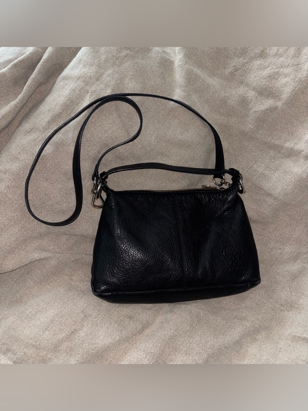 Vince Camuto Black Pebbled Leather Small Crossbody/Shoulder Bag
